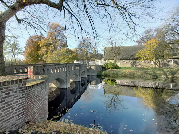 kasteel Well (waterburcht 17e eeuw)