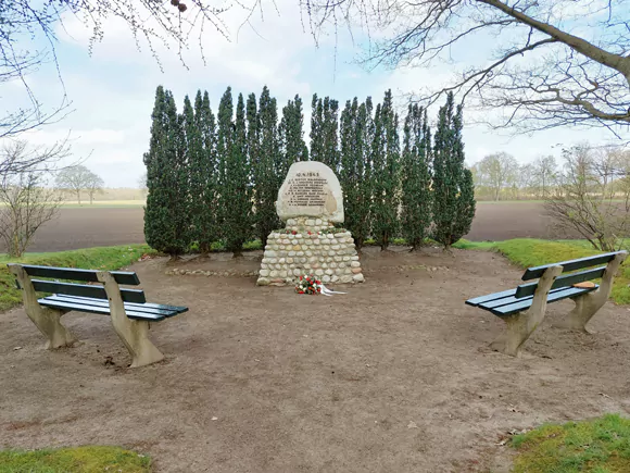 verzetsmonument Bakkeveen